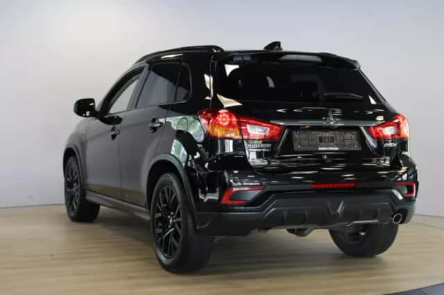Mitsubishi ASX (2018) thumbnail 3
