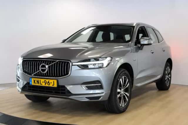 Volvo XC60 (2021) thumbnail 1