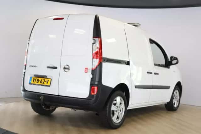 Nissan NV250 (2020) thumbnail 2