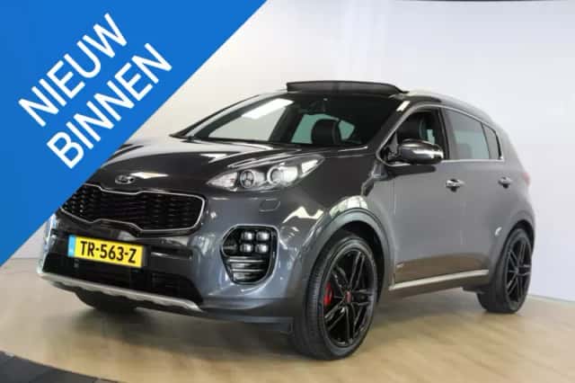 Kia Sportage (2016) thumbnail 1