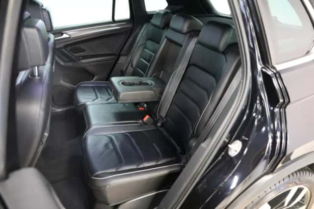 Volkswagen Tiguan (2019) thumbnail 4