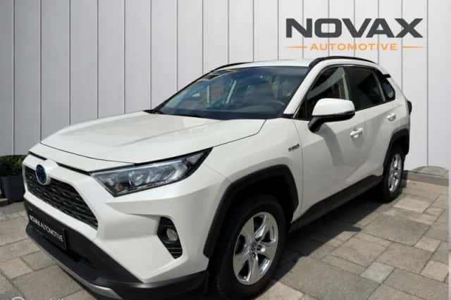 Toyota RAV4 (2022) thumbnail 1