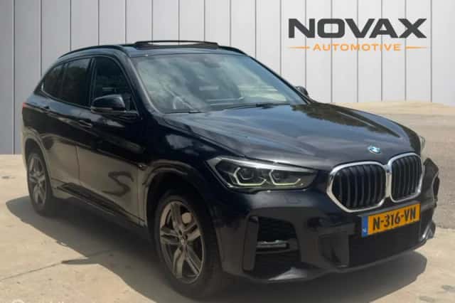 BMW X1 (2021) thumbnail 1