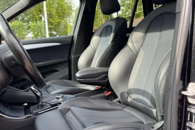 BMW X1 (2021) thumbnail 3