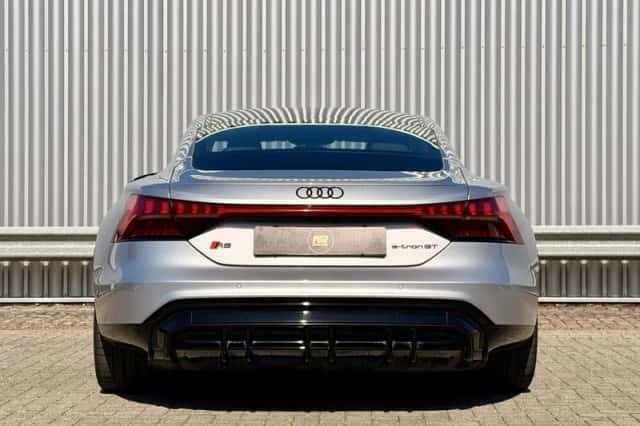 Audi e-tron (2021) thumbnail 5