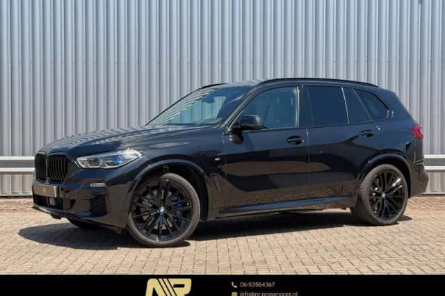 BMW X5 (2020) thumbnail 1
