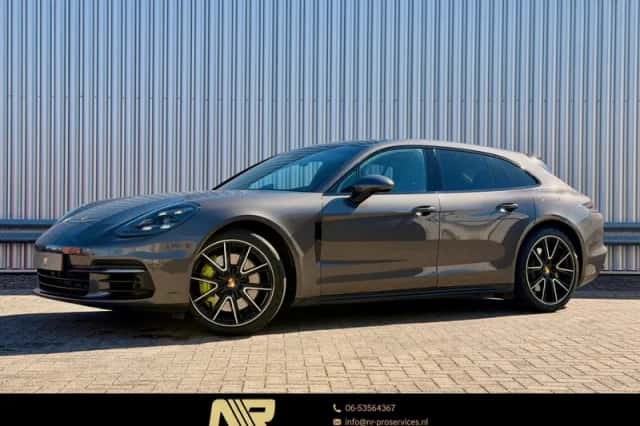 Porsche Panamera (2018) thumbnail 1