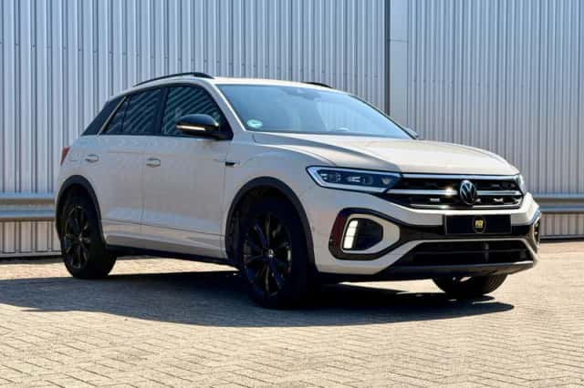Volkswagen T-Roc (2022) thumbnail 4