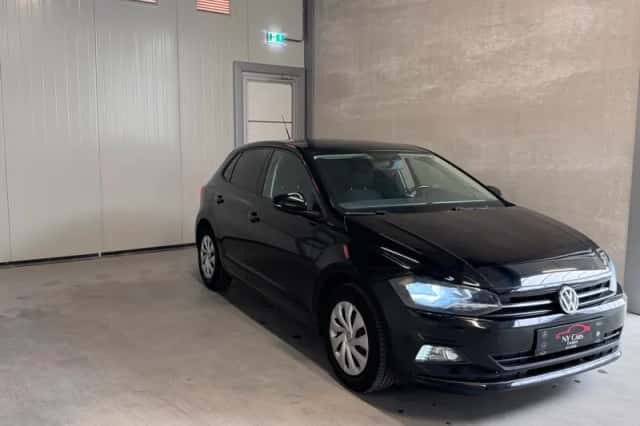 Volkswagen Polo (2017) thumbnail 2