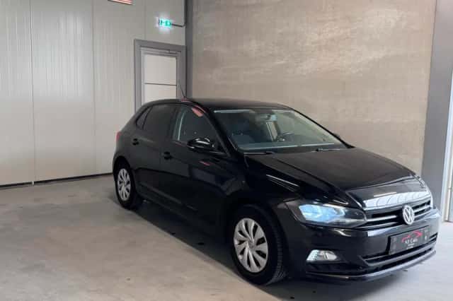 Volkswagen Polo (2017) thumbnail 3