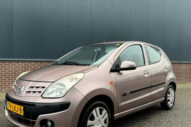 Nissan Pixo (2010) thumbnail 2