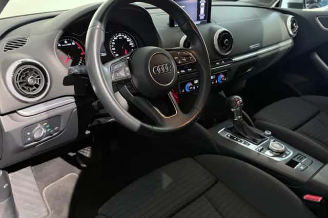 Audi A3 (2019) thumbnail 11