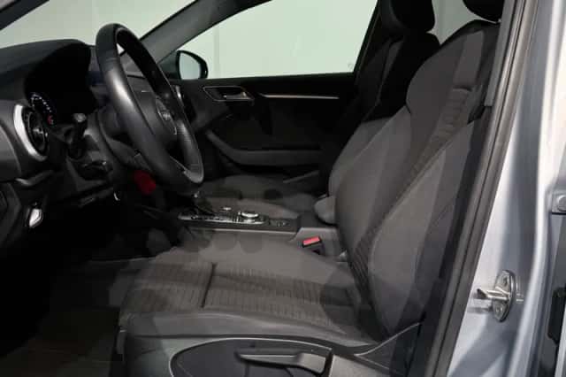 Audi A3 (2019) thumbnail 13