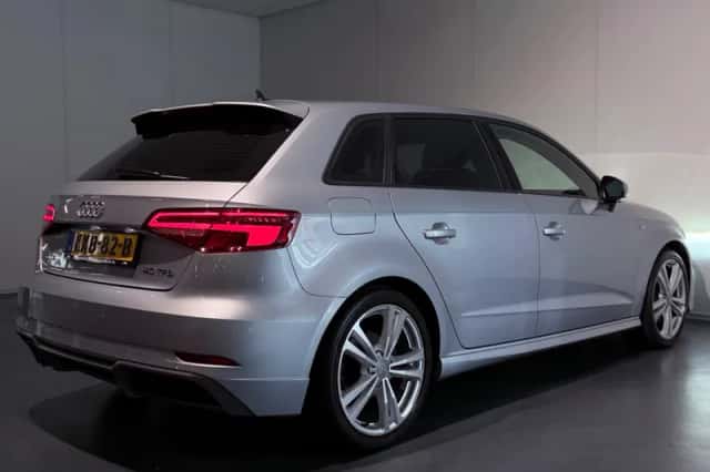 Audi A3 (2019) thumbnail 3