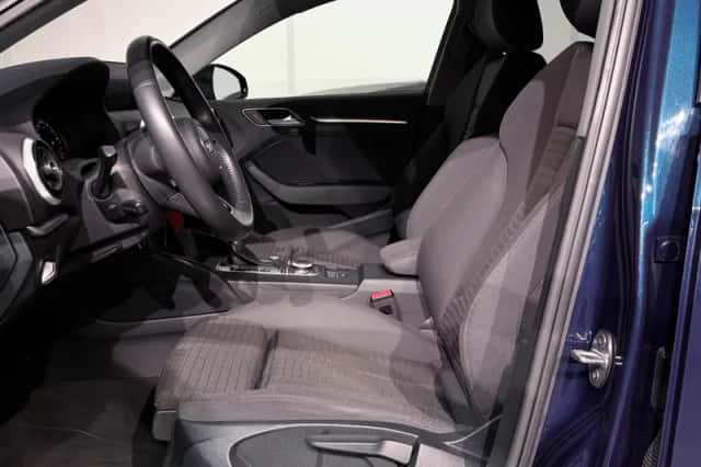 Audi A3 (2018) thumbnail 12