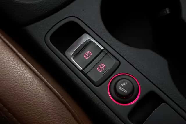 Audi Q3 (2013) thumbnail 33