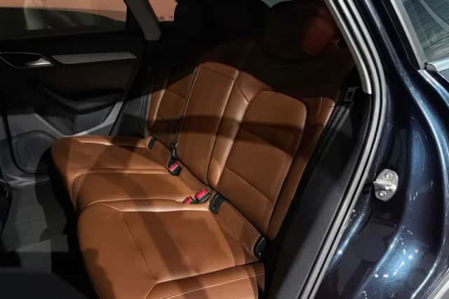 Audi Q3 (2013) thumbnail 5
