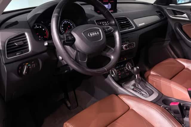 Audi Q3 (2013) thumbnail 9