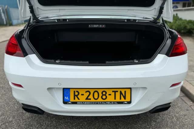 BMW 6-Serie (2011) thumbnail 10