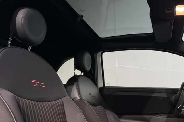 Fiat 500 (2019) thumbnail 22