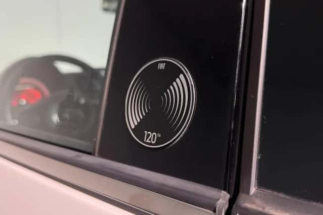 Fiat 500 (2019) thumbnail 27