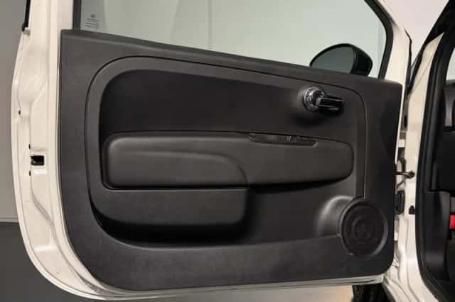 Fiat 500 (2019) thumbnail 28
