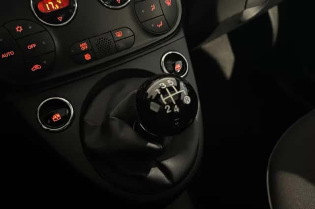 Fiat 500 (2019) thumbnail 29