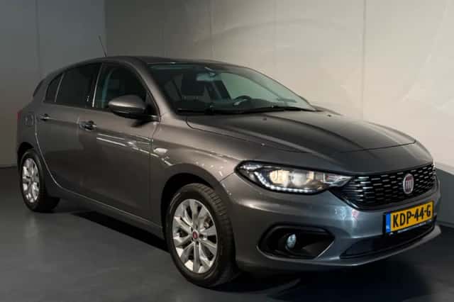 Fiat Tipo (2017) thumbnail 24