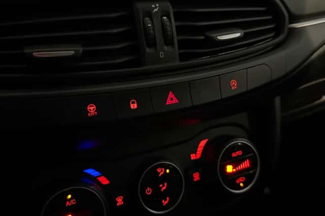 Fiat Tipo (2017) thumbnail 36