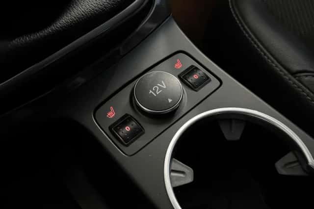 Ford Kuga (2015) thumbnail 28
