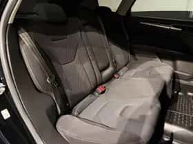 Ford Mondeo (2018) thumbnail 24