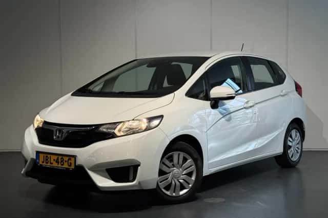 Honda Jazz (2016) thumbnail 1