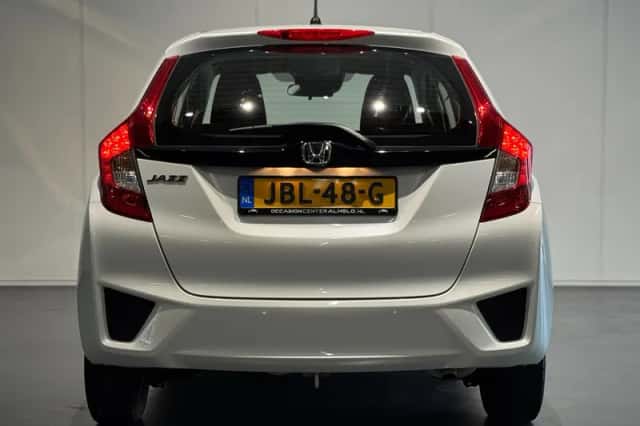 Honda Jazz (2016) thumbnail 11