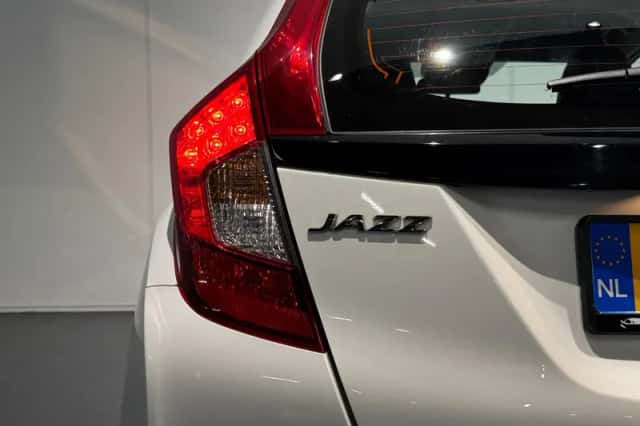 Honda Jazz (2016) thumbnail 13