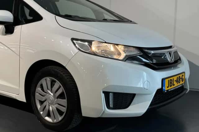 Honda Jazz (2016) thumbnail 19