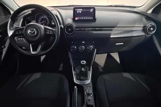 Mazda 2 (2018) thumbnail 2