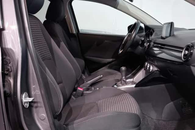 Mazda 2 (2018) thumbnail 27