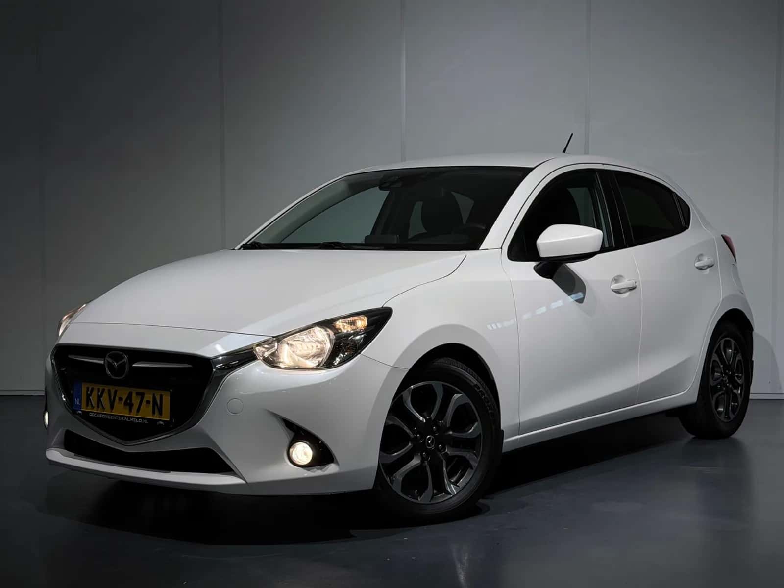 Mazda 2 (2015) — foto 1