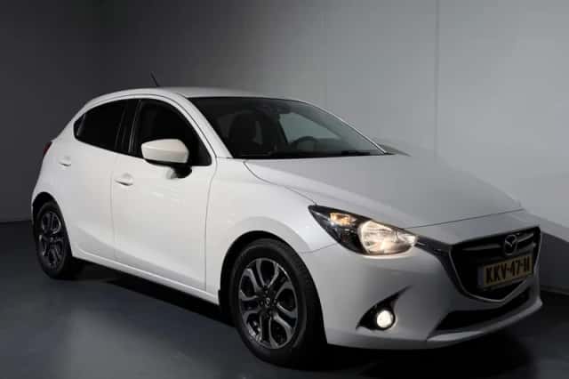 Mazda 2 (2015) thumbnail 23