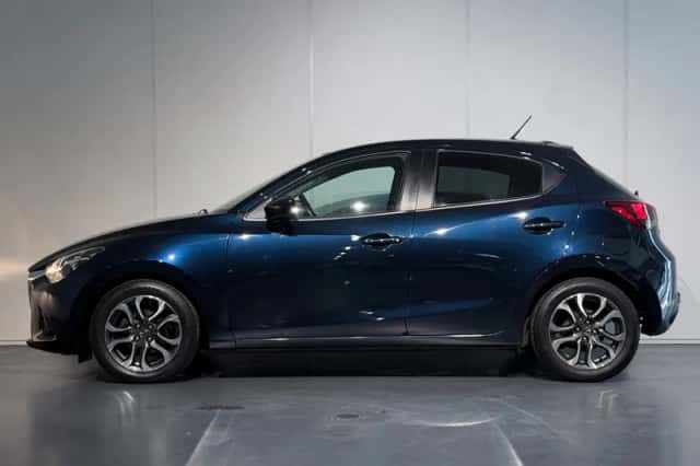 Mazda 2 (2016) thumbnail 6