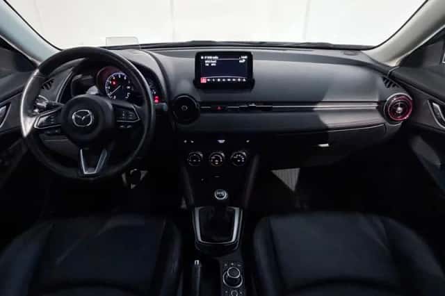 Mazda CX-3 (2017) thumbnail 2