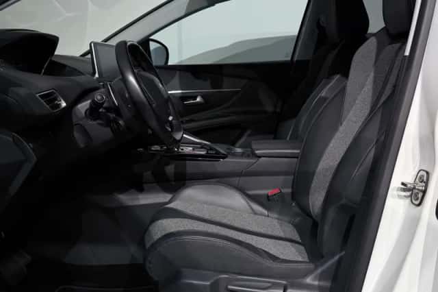 Peugeot 3008 (2019) thumbnail 13
