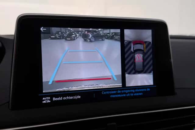 Peugeot 3008 (2019) thumbnail 40