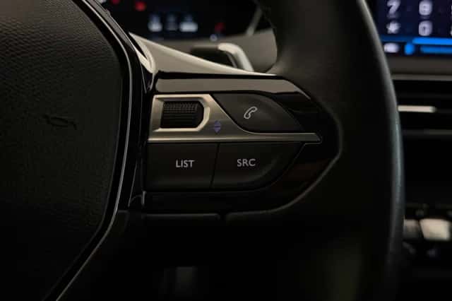 Peugeot 3008 (2019) thumbnail 46