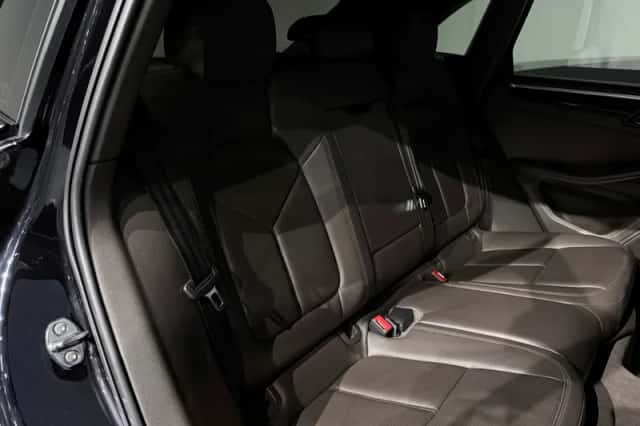 Porsche Macan (2014) thumbnail 21