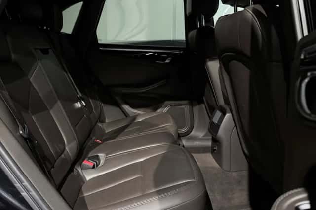 Porsche Macan (2014) thumbnail 26