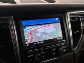 Porsche Macan (2014) thumbnail 38
