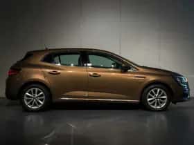 Renault Mégane (2018) thumbnail 20