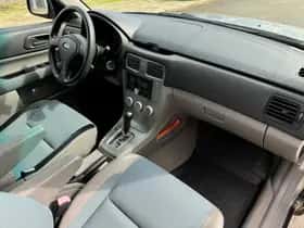 Subaru Forester (2006) thumbnail 13