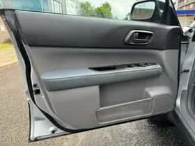 Subaru Forester (2006) thumbnail 15